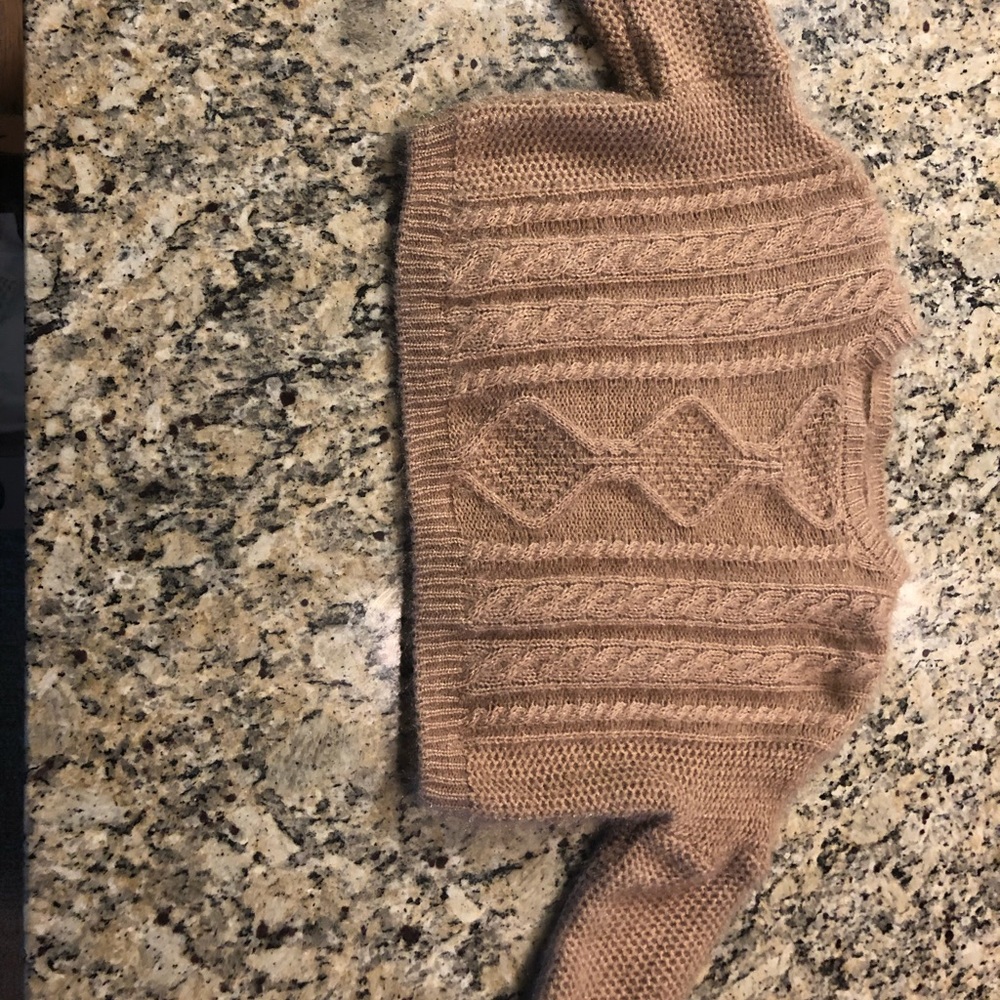 Cropped Sweater - Picture 2 of 6